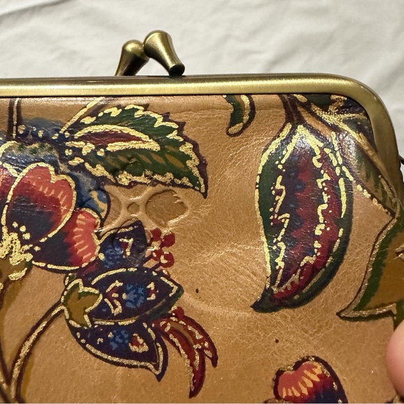 Patricia Nash leather coin purse - Picture 6 of 7